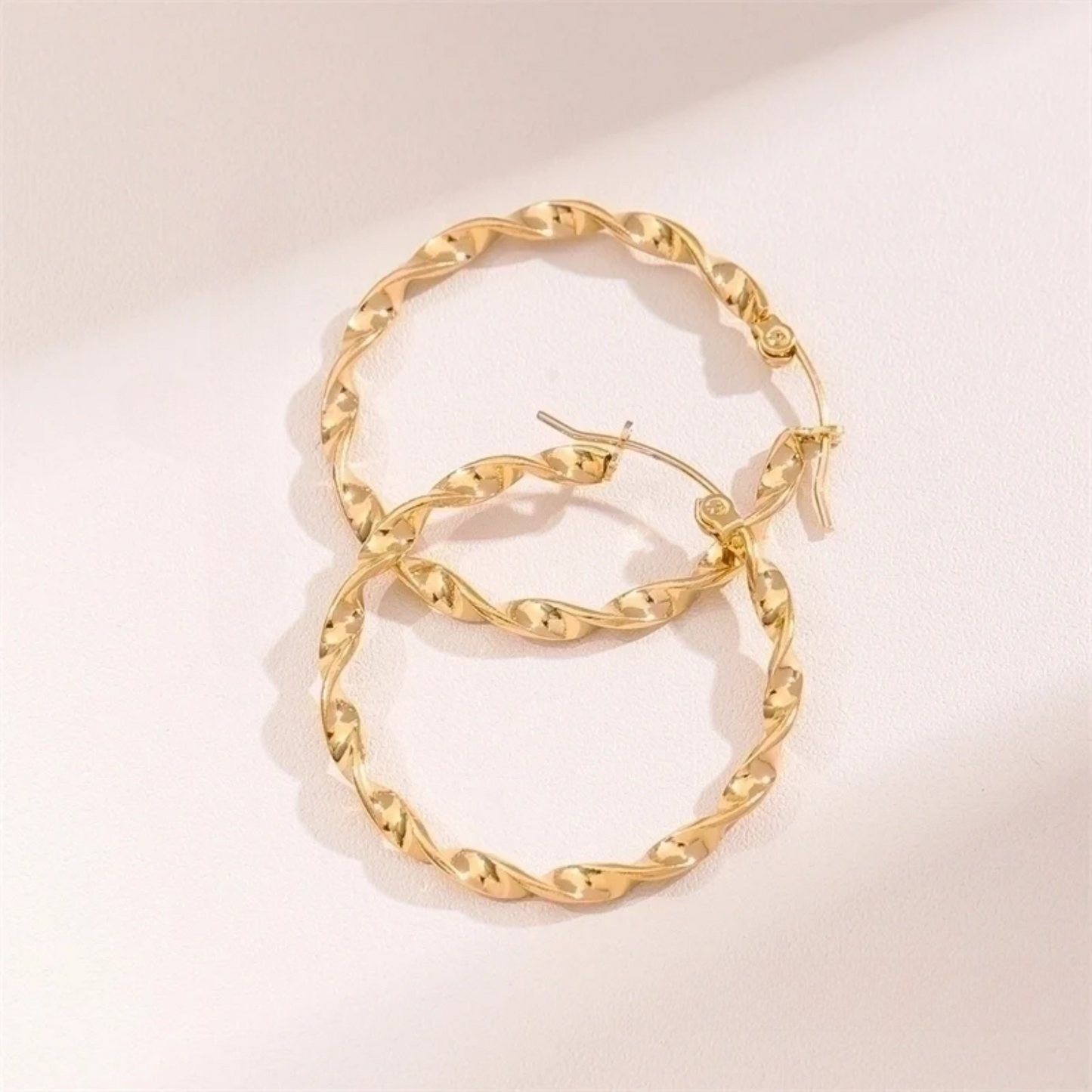Twisted Ατσάλινα Σκουλαρίκια Επιχρυσωμένα 18K